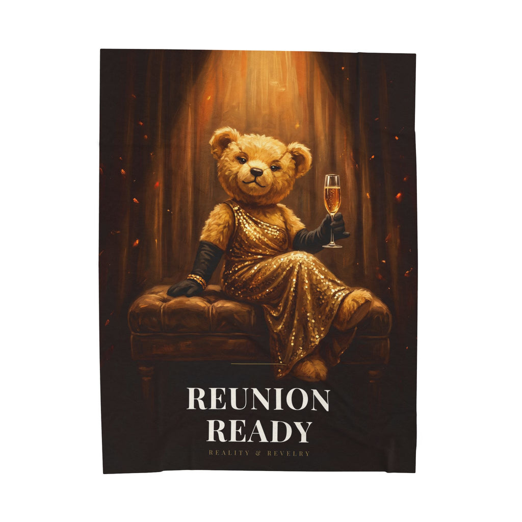 Reunion Ready Throw Blanket: Plush Velveteen Bear Art